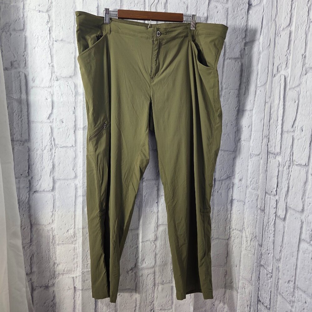 Patagonia 22 Short Olive Green Stretchy Outdoor Casual Quandary Hiking Pants